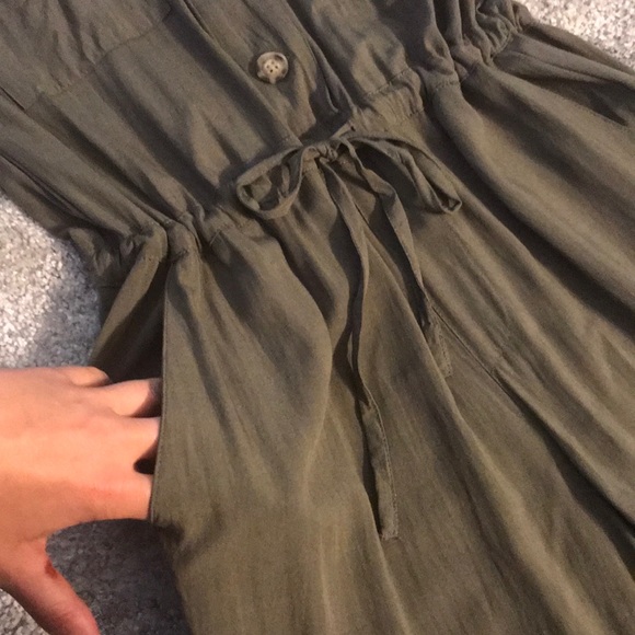 Romper - Picture 3 of 4